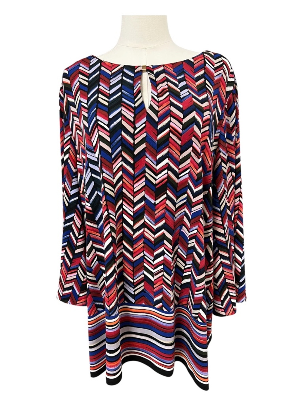 EUC Chico’s Geometric Chevron Tunic Top Keyhole Neck | Size 3 (XL)